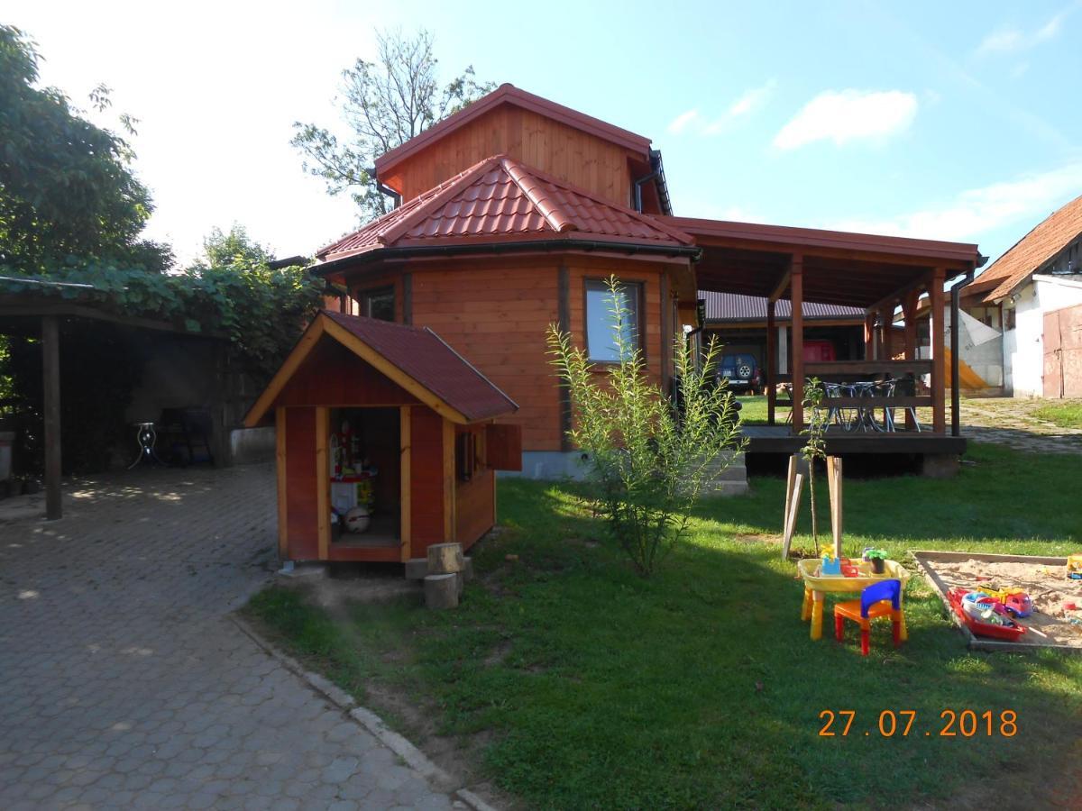 Domek Bialojany Luaran gambar